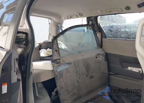 2020 Toyota Sienna Le from USA, damaged, VIN 5TDKZ3DC6LS087800